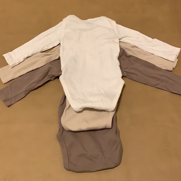 H&M baby onesies bodysuit 3-pack - Picture 3 of 4